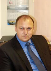 Аксёнов Сергей Анатольевич - директор Аксёнов Сергей Анатольевич - директор